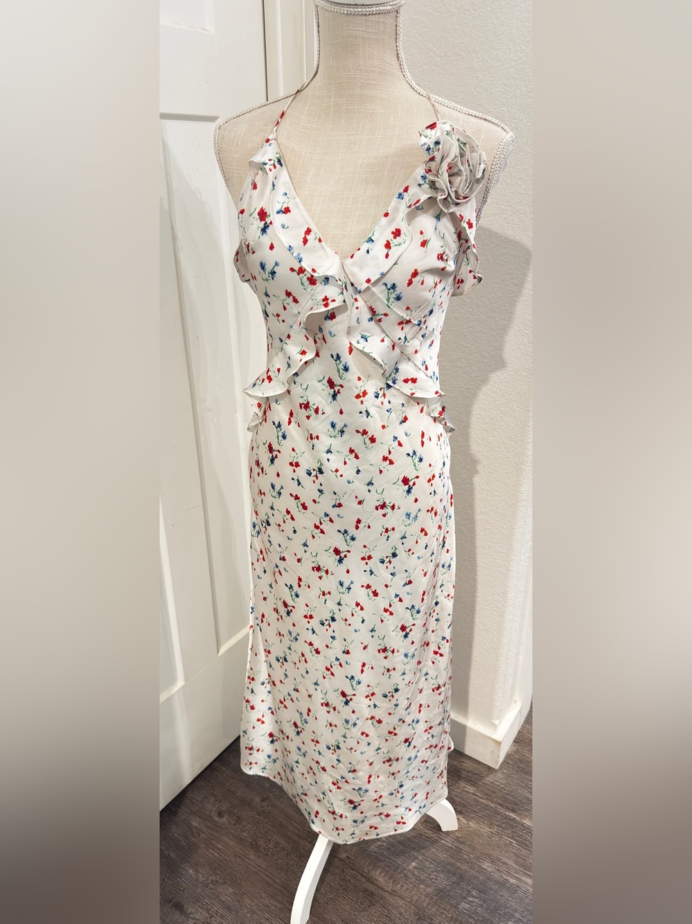 Bardot Olea Maxi Dress XS US 2 Ivory Ditsy Floral Rosette Ruffle Backless